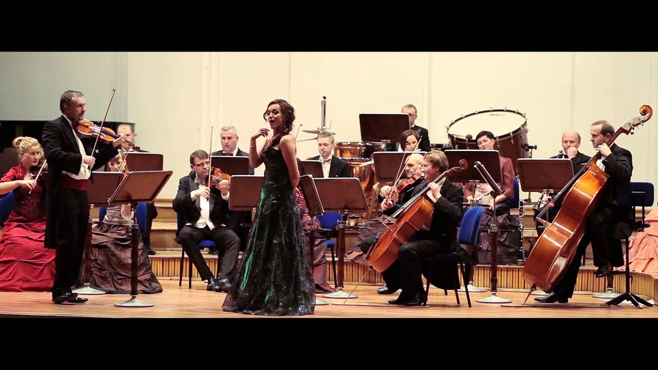 Agnieszka Sokolnicka -sopran J.Strauss Zemsta nietoperza- Taki pan jak pan