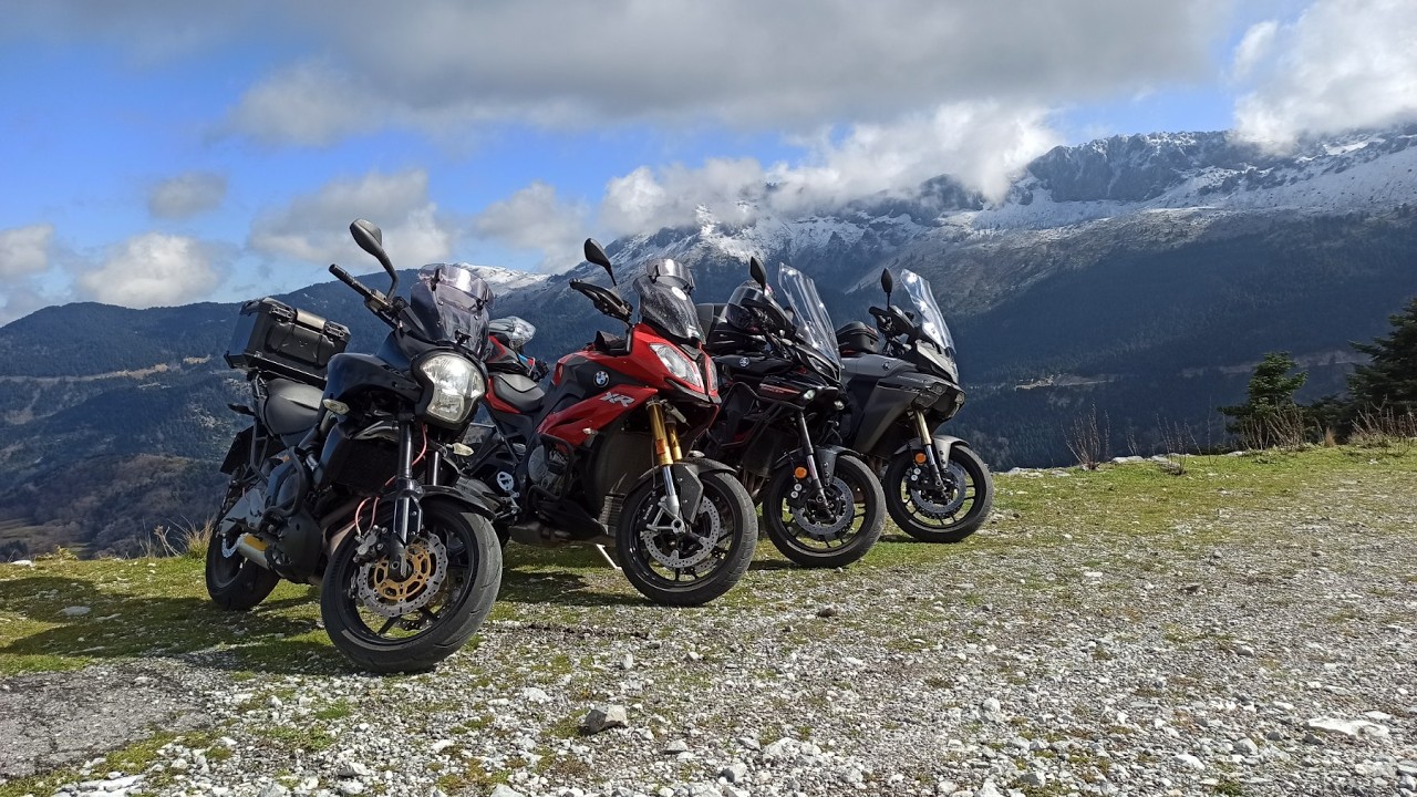 Αξίζει τελικά το ρίσκο του να οδηγείς μηχανή; +πανέμορφη βόλτα σε Στενή Ευβοίας και Κύμη!