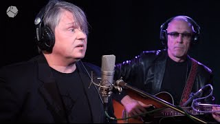 Download Lagu Muzikālā pēcpusdiena: Opus Pro - Rozā lietus MP3