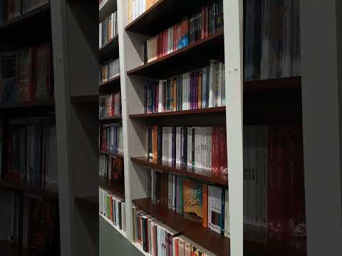 جولة في مكتبة  مكتبة كتب قراءة ترند لايك