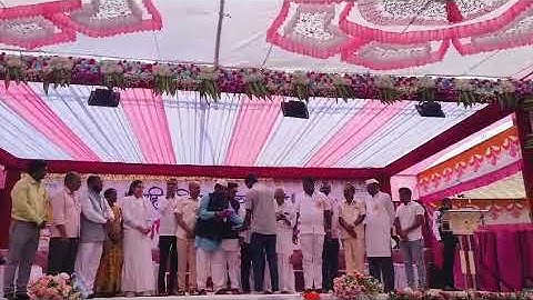 डॉ.रोहीत परीट लिखित "चला घडवूया आदर्श मुलं..या पुस्तकाचे प्रकाशन