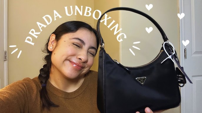 PRADA RE-EDITION 2005 NYLON BAG – UNBOXING, WHAT FITS, MOD SHOTS 