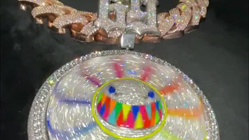 6ix9ine tekashi69 - brought Diamonds gold chain for one Million Us Dollars (Fully Video)