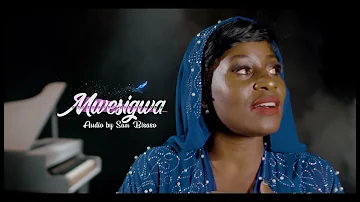 MWESIGWA BY RACHEL NAMUBIRU (OFFICAL VIDEO)