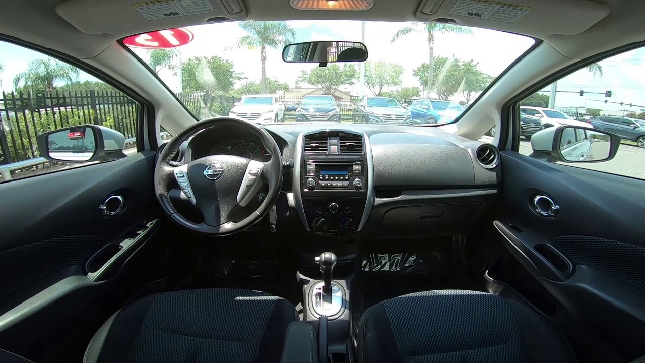 2015 Nissan Versa Note SV Interior