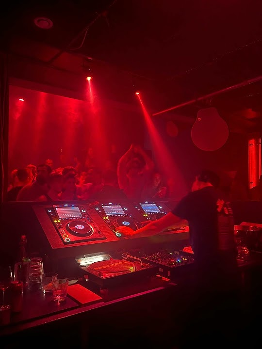 DJ Neeno Back to the beach Remix