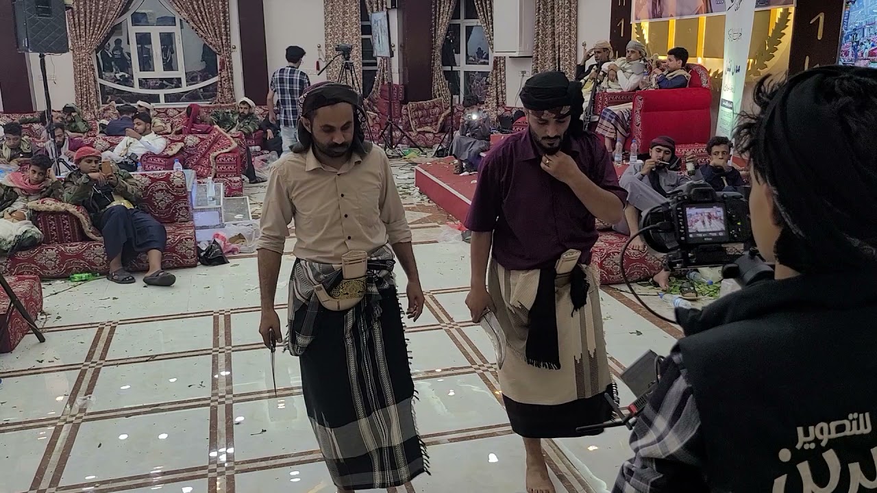 رقص مزمار رياشي رداعي على أصوله افراح ال حاتم العريس اكرم العزي حاتم. مزمار عيال الطامع