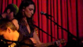 Sara Bareilles - Sullivan Street (counting crows cover) live @ hotel cafe 010509 chords