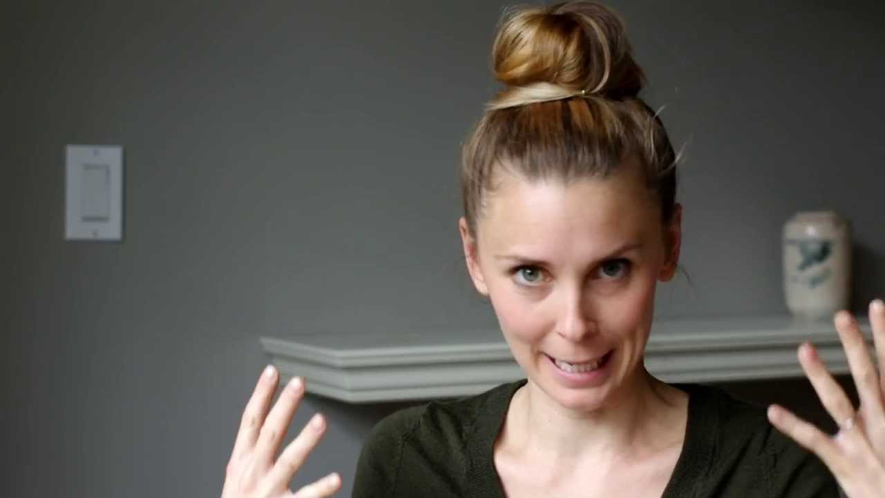 Download Polished Mom/Messy Bun Tutorial! - YouTube