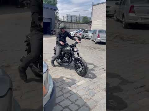 Лучший шлем в истории человечества #мотоцикл #мото #скремблер #каферейсер #мотоленд #texas #мотоленд