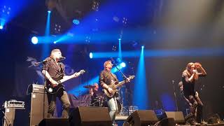 Download Lagu 220 VOLT - \ MP3