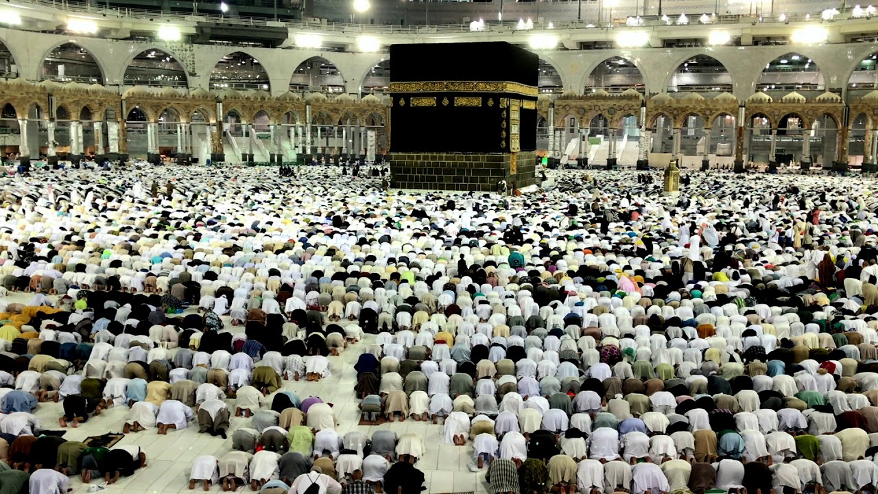 Isha Salah Night Prayer and Tawaaf Circumambulation Masjid Al Haram ...