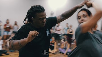 Val Clemente e Vanessa Bonilha - Demo aula iniciante (VII Rio Zouk Congress)