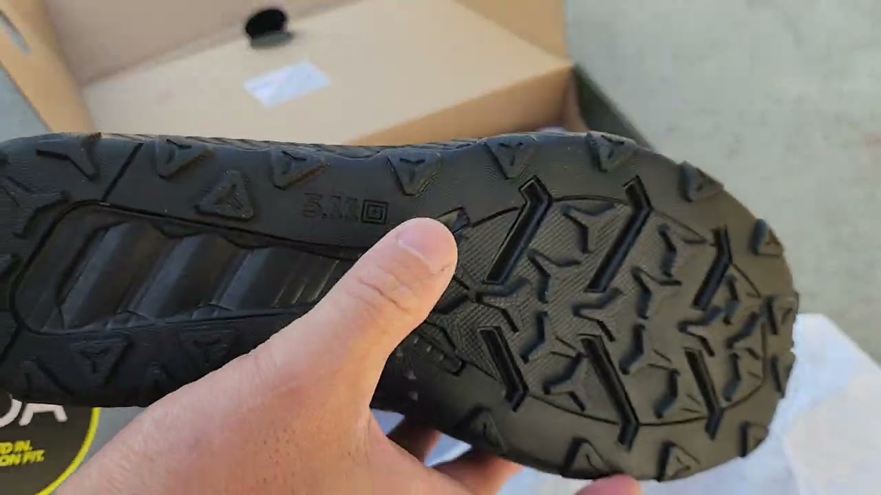 5.11 Tactical A/T BOA Lite Mid Boots unboxing - YouTube