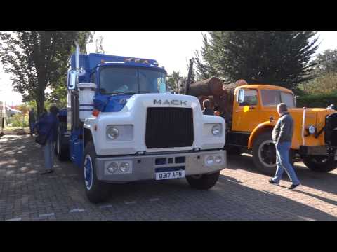 Mackdag 2012: Dutch Mack trucks