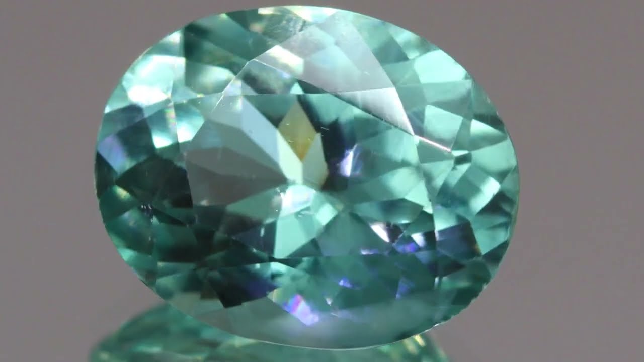 レア品　透明感　天然無処理　天然石カイヤナイト約13.3㍉ レア品 透明感 天然無処理 天然石カイヤナイト約13.3㍉