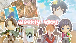weekly vlog 🍵 : playing genshin impact, unboxing nendoroid, reorganizing manga, anime, + more!