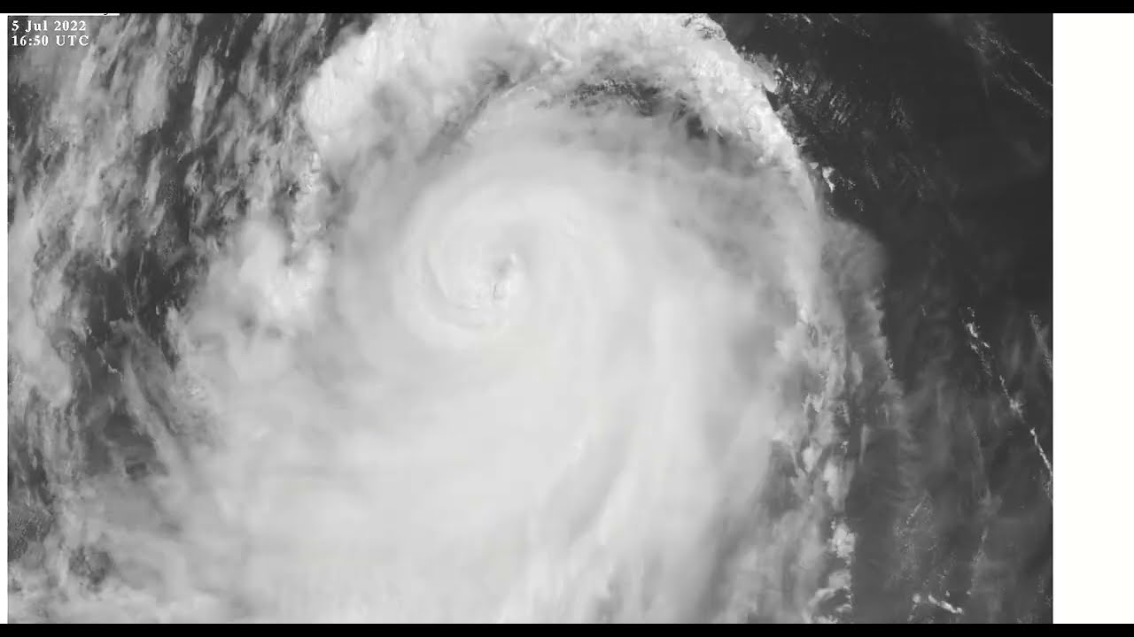 Hurricane Bonnie now a major Category 3 storm in the Eastern Pacific