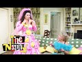 Fran And Her Mom Get Ready For A Wedding! | The Nanny