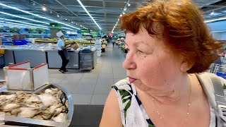 MOM IS SHOCKED BY THIS FILIPINO SUPERMARKET! Met our subscribers!