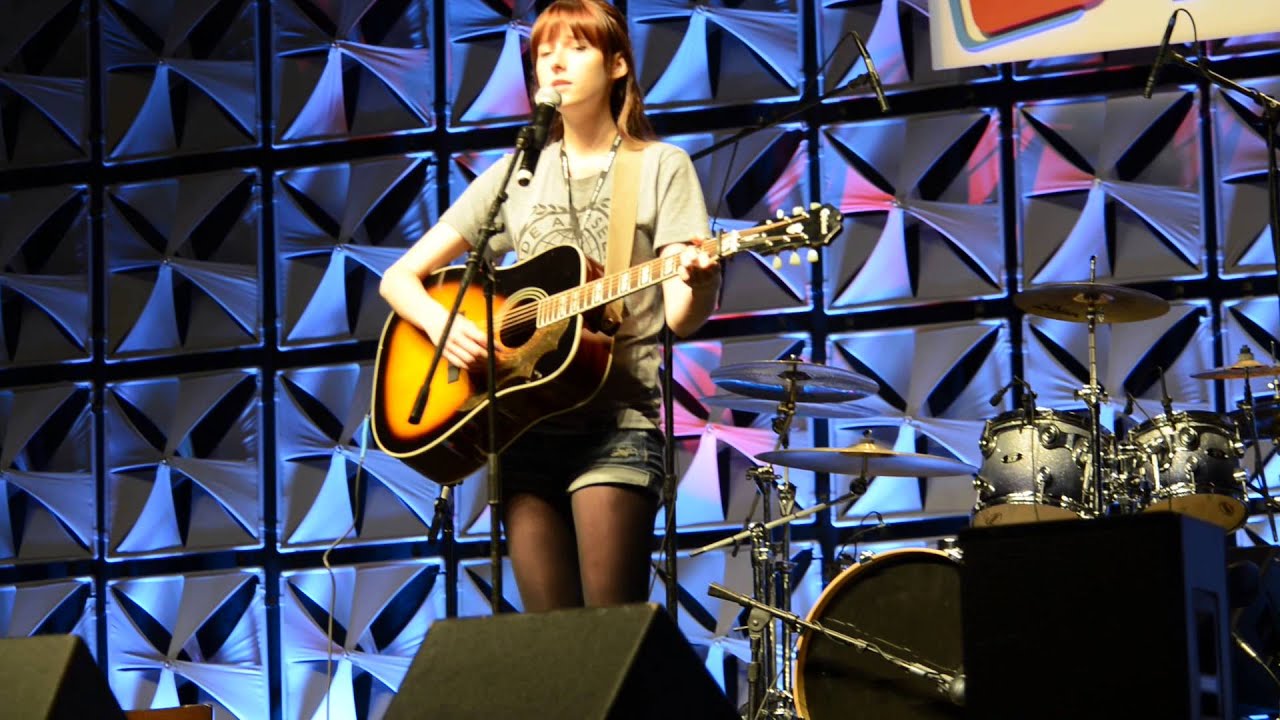 geek store MeekaKitty Tessa Violet From Rose Tyler Song at Vidcon 2013