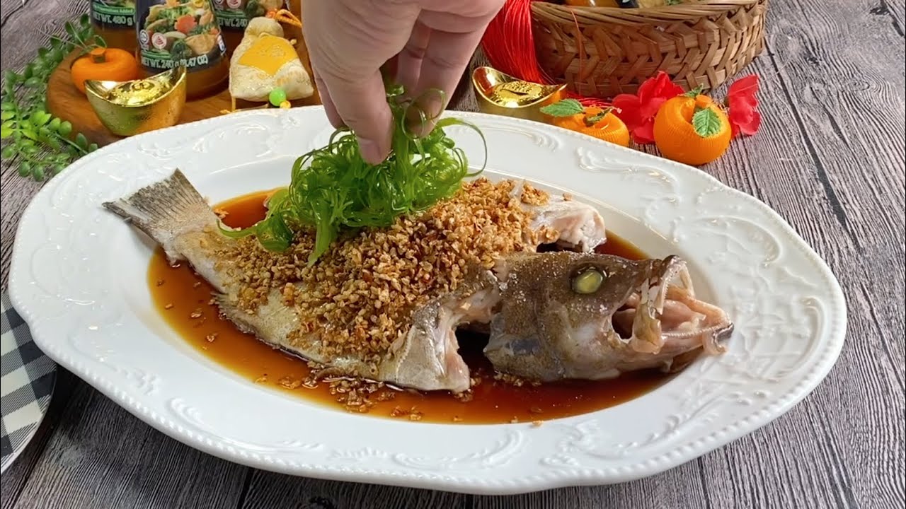 Restaurant Style Plating! How to Butterfly a Fish Easily for Steamed Fish  or Deep-Fried Fish Recipe 