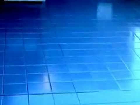 Preparacion de piso de ceramica en terraza pintado con epoxi y ... Cerámica de piso