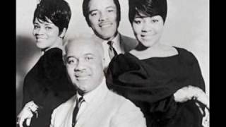 The Staple Singers - It Takes More than a Hammer and Nails chords
