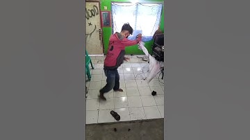 Thumbnail of lukisan dari rambut lagi. #gambar #unik #remix #dj