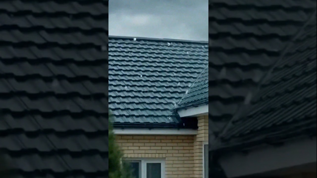 ГРАД УДАРИЛ — КРЫША ИЗ МЕТАЛЛА КВИН НЕ ПРОПАЛА! 😱 