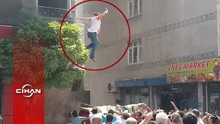 Patlamada mahsur kalan hamile kadın böyle atladı