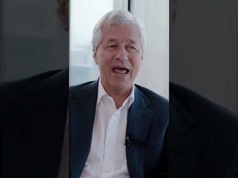 Video: Ketua Pegawai Eksekutif JP Morgan Jamie Dimon Kini Secara Rasmi Seorang Jutawan