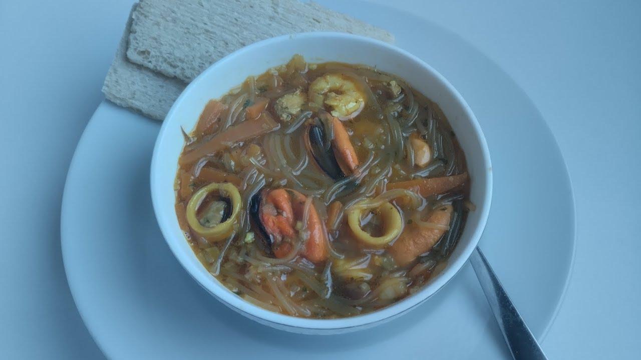 الشربة الصينية بفواكه البحر جربيها بهاد الطريقة كتجي ولا اروعla soupe chinoise
