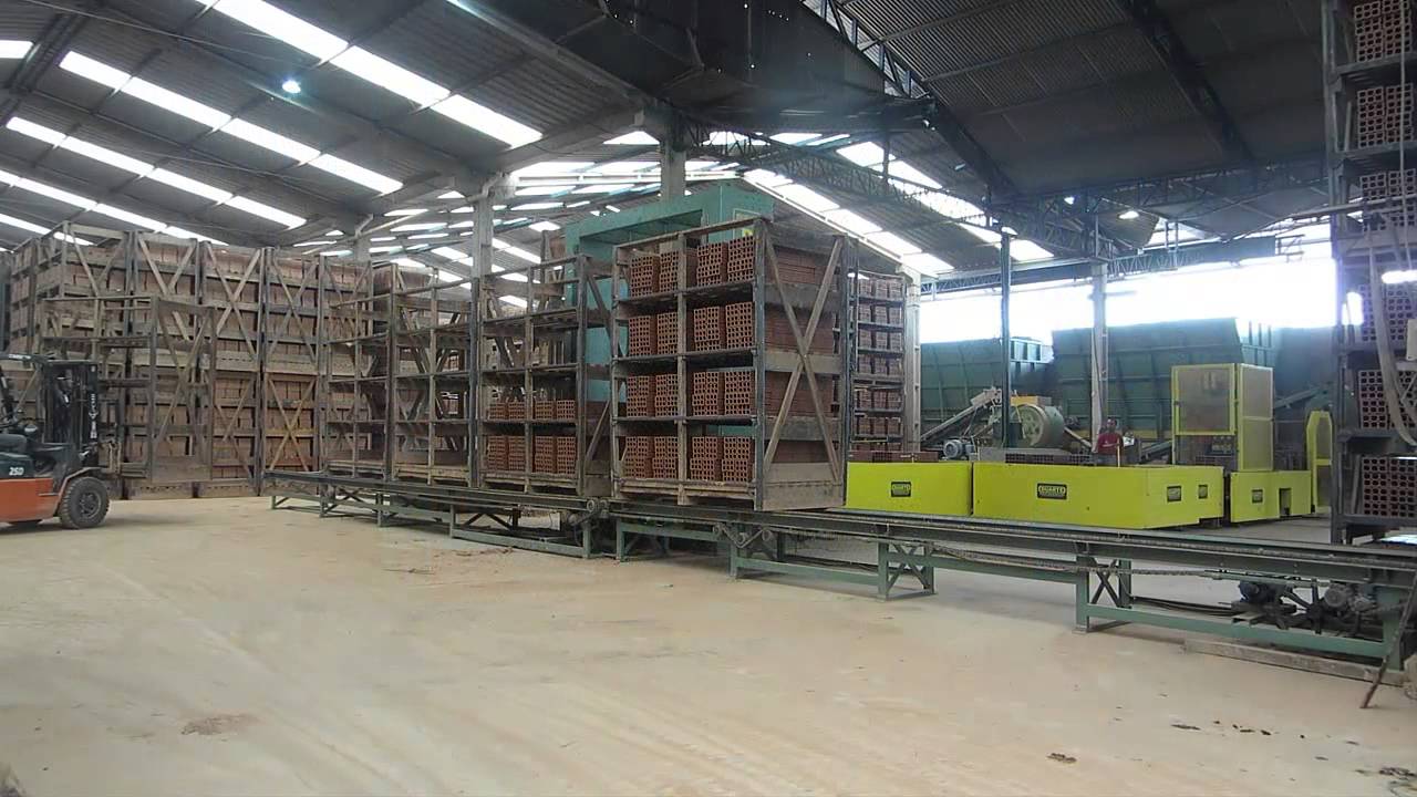 Carregador Vagoneta Madeira DUARTE METALURGICA LTDA.