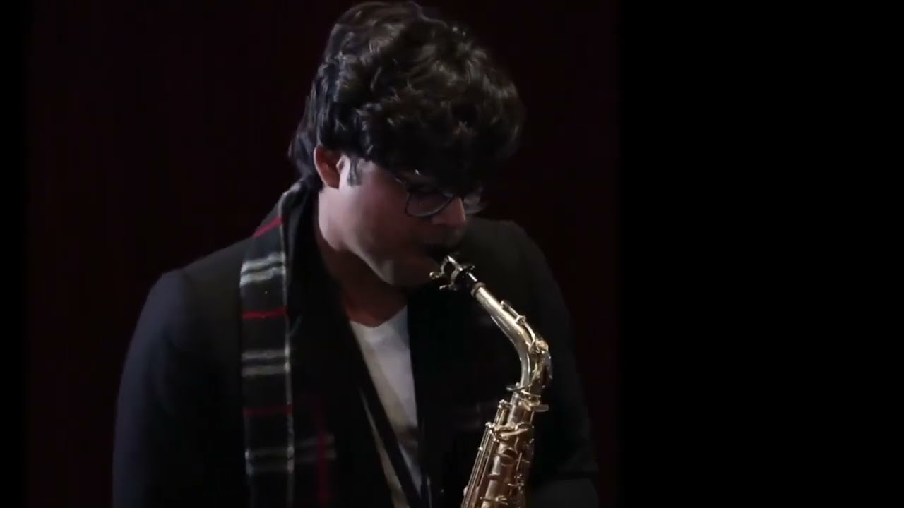 Alex Fernandes - Slipper King