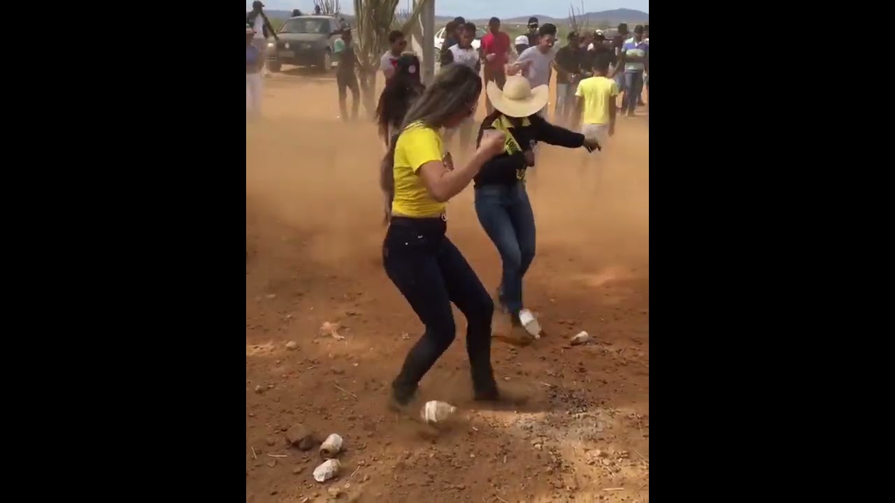 #forró #pisadinha #piseiro #vaqueiras #vaquejada CHAMA NO PIZEIRO DO VAQUEIRO