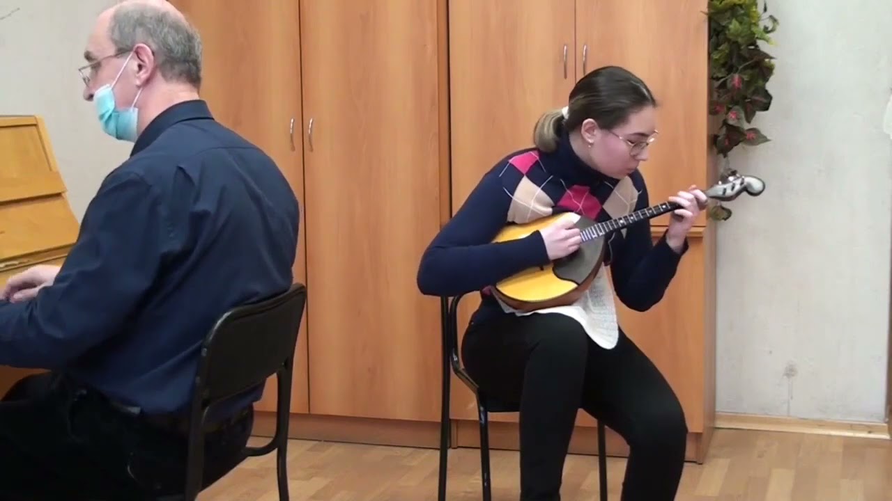 2461. Ширкова Елизавета (17 лет) /А. Шнитке «Менуэт» и «Фуга» из сюиты в старинном стиле