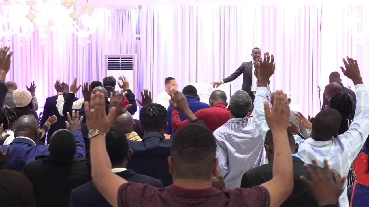 Prophet Passion Speaking in Angelic tongues - YouTube