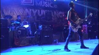 TengeT metal - Umbul Umbul Blambangan cover,  live BMG#13 at Gesibu Blambangan