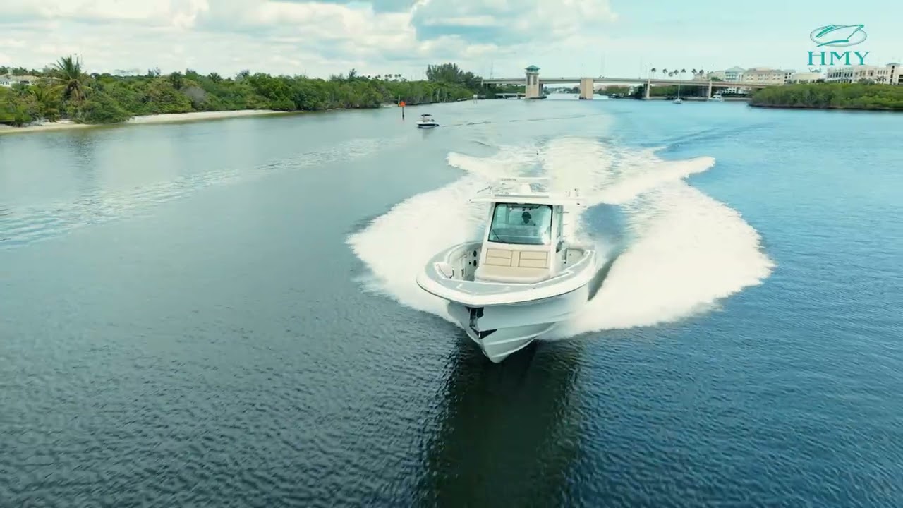 2018 Boston Whaler 380 Outrage - For Sale with HMY Yachts