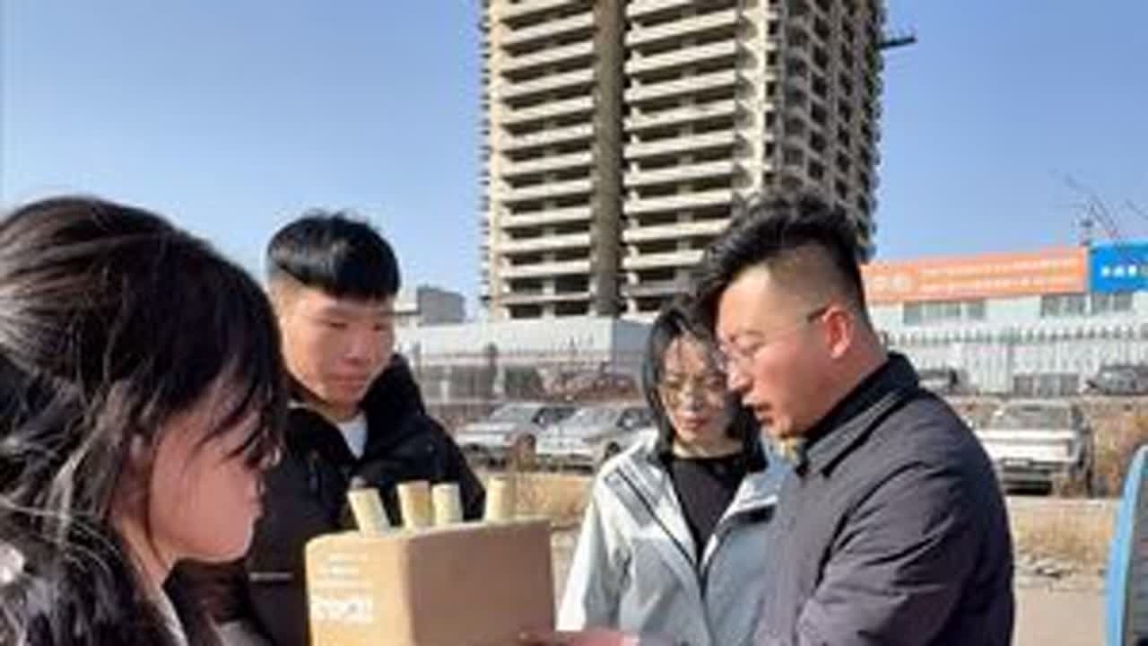 哥哥永远是你的靠山 #搞笑 #吕梁 #看一遍笑一遍