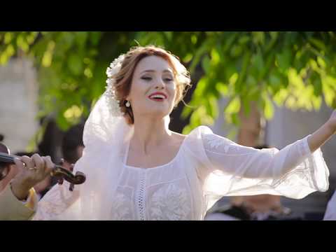 Emilia Dorobanțu si Orchestra Lautarii - Când pisica nu-i acasă