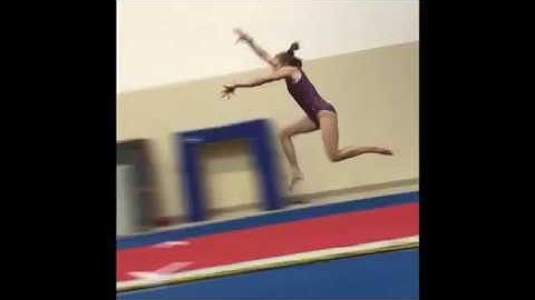 Lara Burhans - Yurchenko Layout Vault