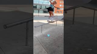 Sterre Meijer Warming Up