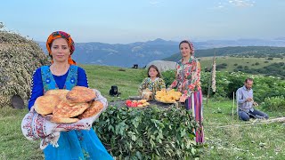 Making a Nomadic Tandoor to Bake Tandoori Bread and Cooking Chickens