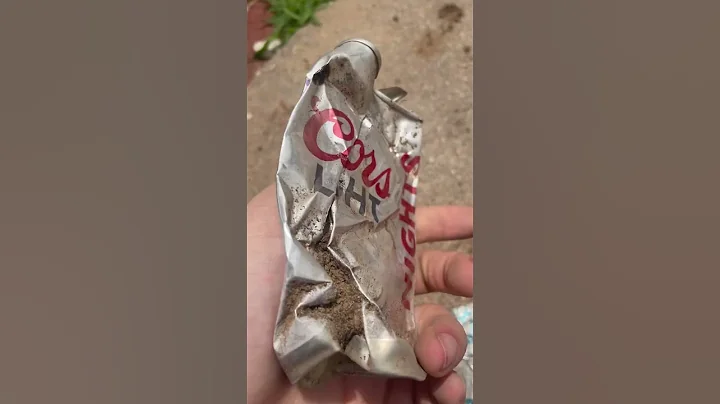 Old cans are neat, too bad they’re not intact!!! #recycle #shorts #treasure