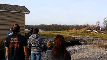 1lb of tannerite shot with .30-06 caliber rifle