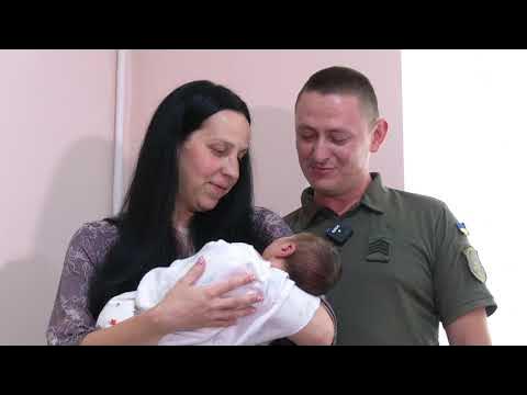 Шун Бакуган Селлонмен жыныстық қатынасқа түскен Үлкен жамбастардың фотосуреттері