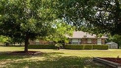 House for Sale with Acreage in Tom Bean, Texas 