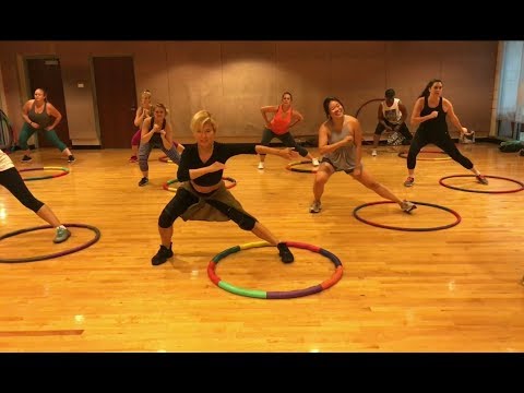Vídeo: Com Torçar L’hula Hoop